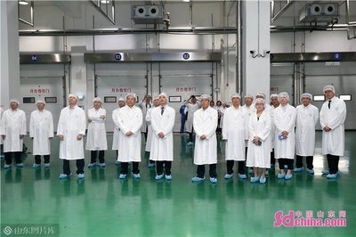 瑞士羅氏集團與新華制藥攜手，山東首個國際合作生物技術項目正式投入運營